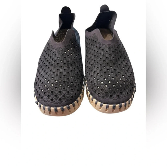 Ilse Jacobsen Women's Tulip Flat Slip On Shoe Navy Blue Perf Leather - Picture 3 of 7